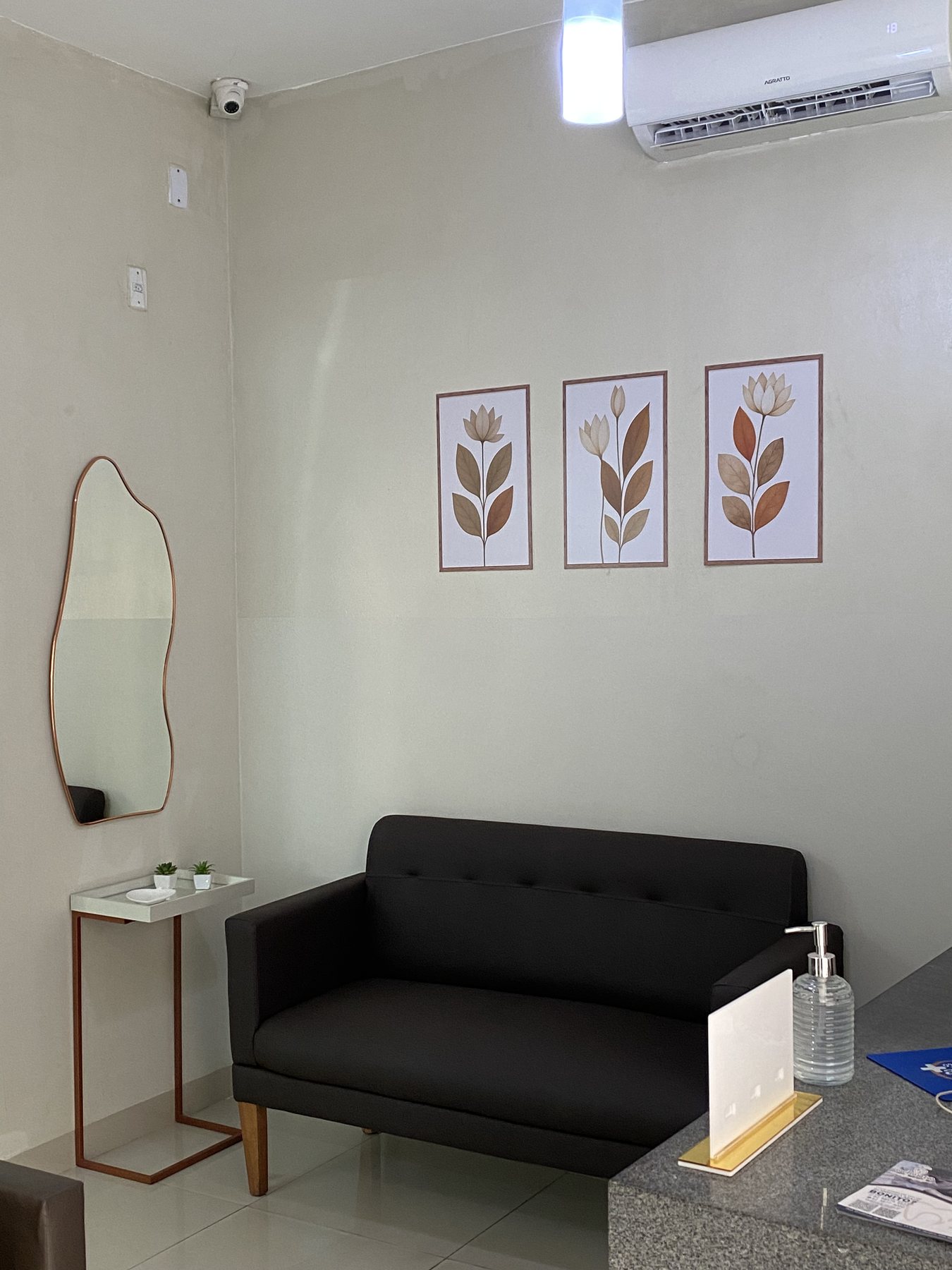 Sala de espera do consult&oacute;rio
